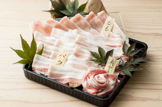 美味しい国産豚肉をお取り寄せするなら和豚もちぶたの養豚場直営店れんが亭通販サイトへ